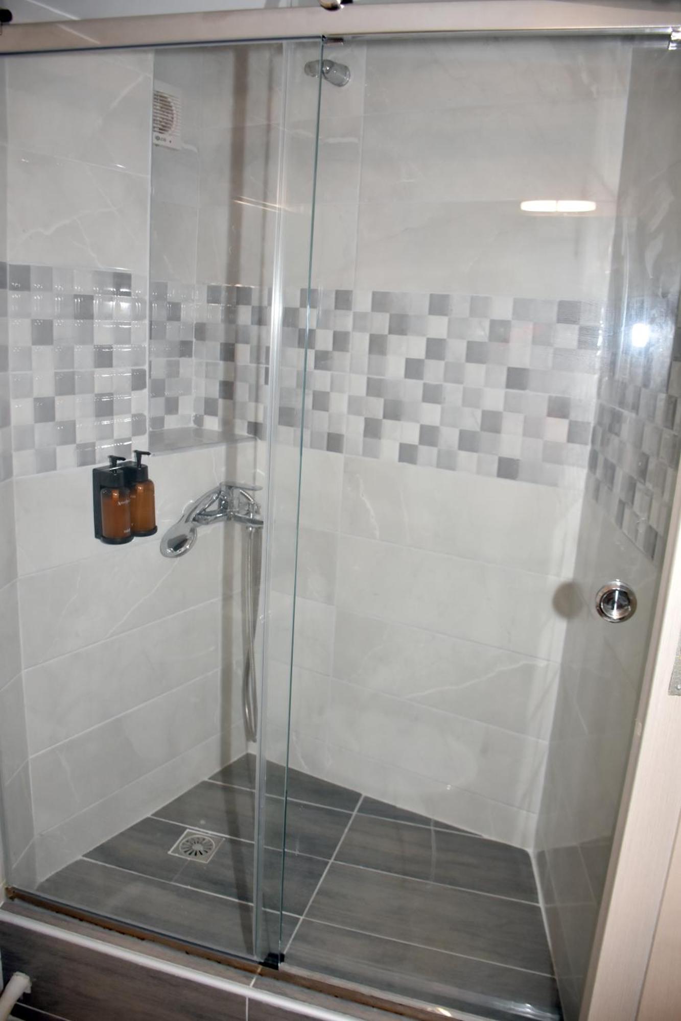 Oceanides Rooms ليفكاندي شالكيداس المظهر الخارجي الصورة